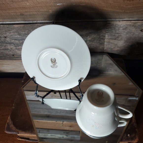 Lenox April Footed Cup & Saucer - 1980's Pastel Flowers with Platinum Rim - Picture 3 of 8